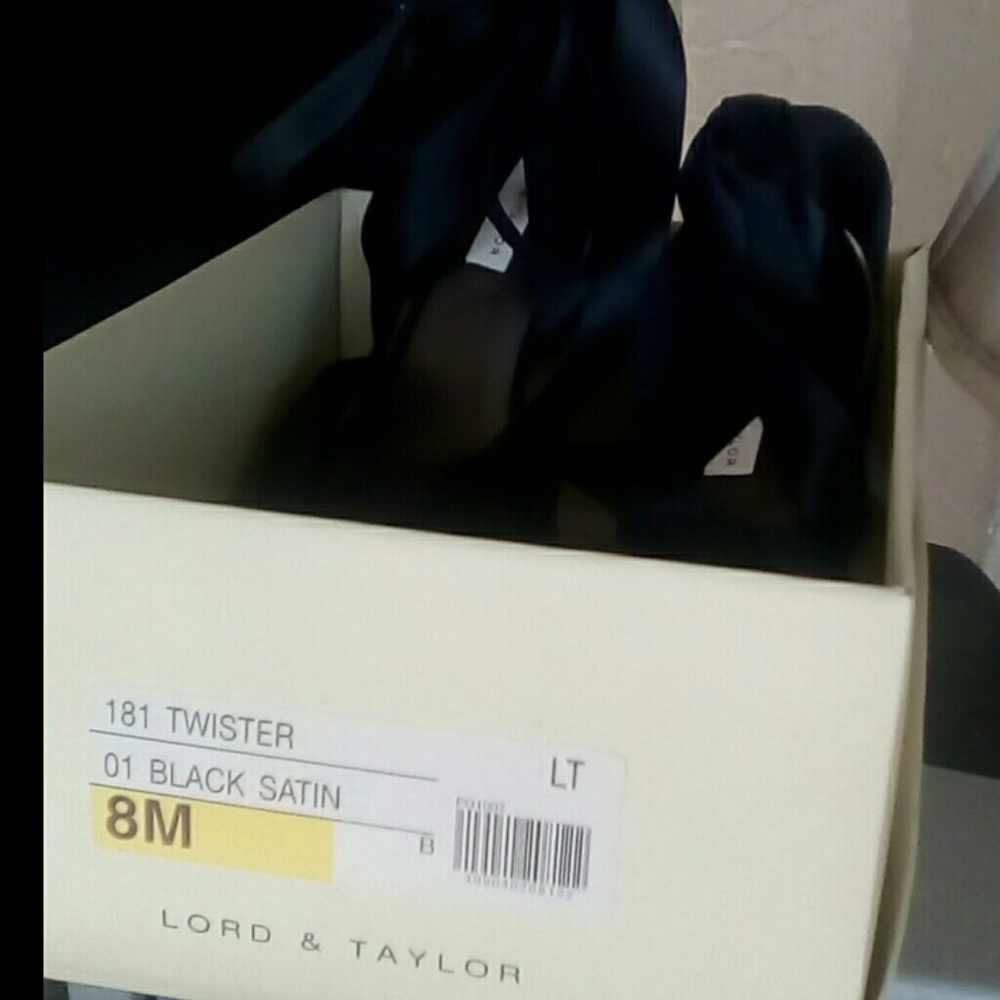 Shoes (Black Satin formal heels) size 8M